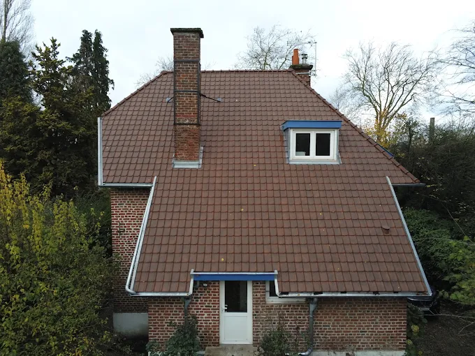 Toiture d'une maison à Willems