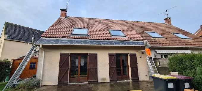 Toiture d'une maison à Comines
