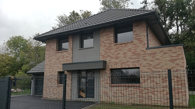 Toiture d'une maison de la ville de Wattrelos (59150)