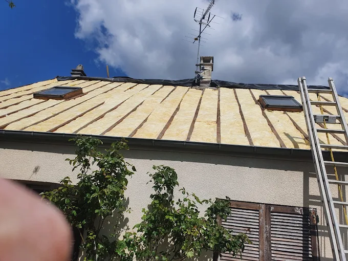 Toiture d'une maison de la commune Avesnelles